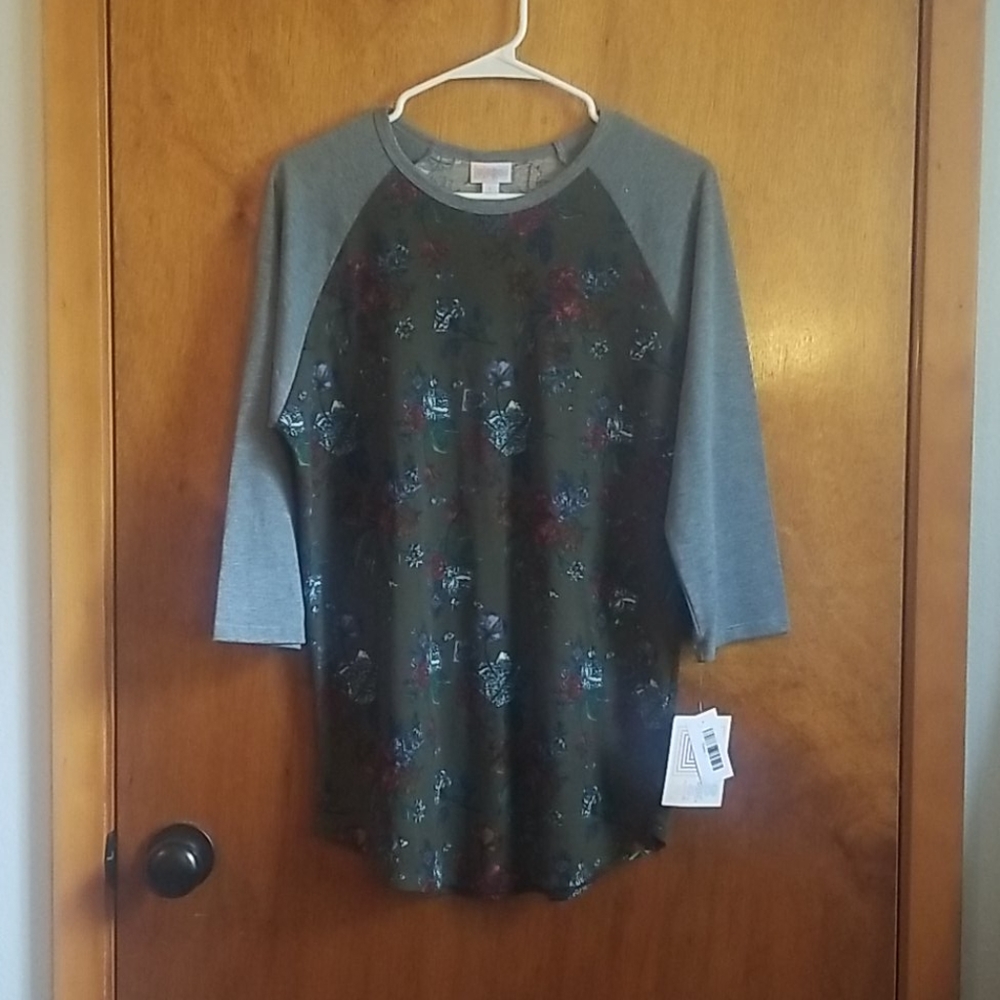 🔥 3 for $10 🔥 Lularoe Randy Shirt